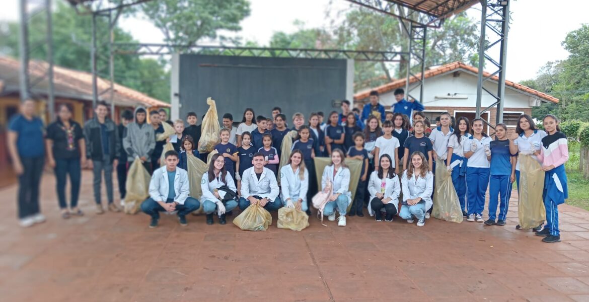 32f3f196-d67f-424e-a502-a820fa535cc4