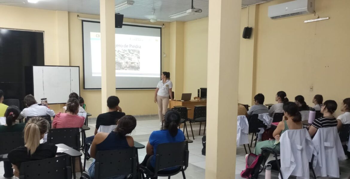 9d9826bb-1074-4353-8520-8077df69269b